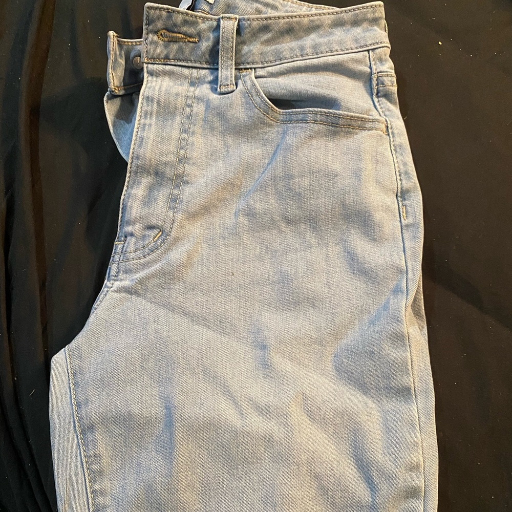 Women’s gently worn jeans from Forever 21
